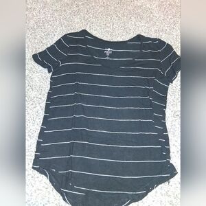 Black & White Striped T-shirt, Small, So "Perfect Tee"